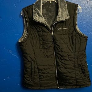 Women’s reversible vest